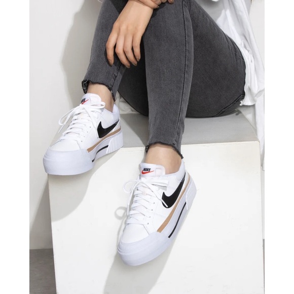 Brand New Nike Court Legacy Lift Platform Women Shoes DM7590 100 - Picture 5 of 16